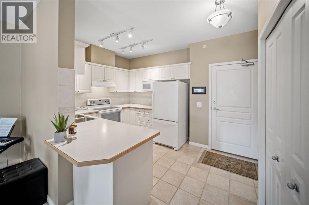 #, 3213 Lake Fraser Court SE