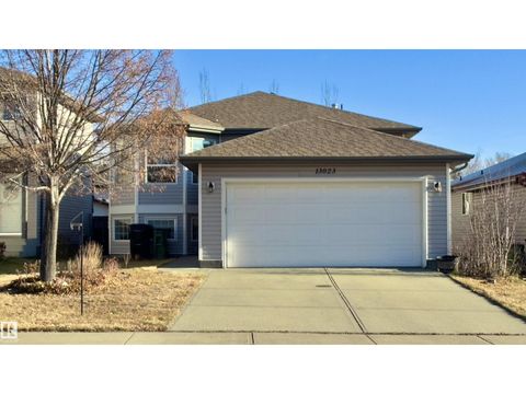 13023 35 ST NW Edmonton AB T5A5C8