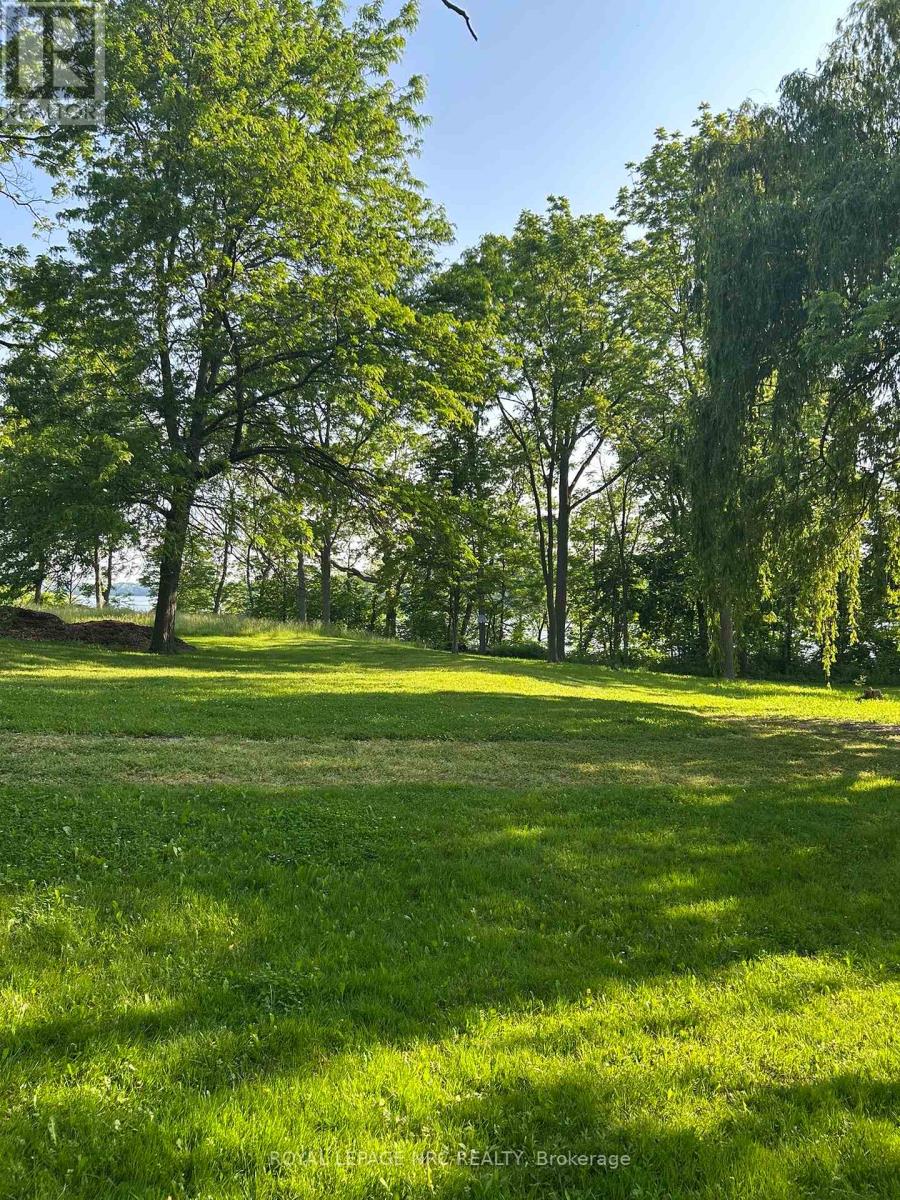 ES NIAGARA RIVER PKY ES PARKWAY
