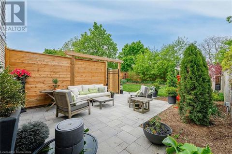612 COLLEGE Avenue W Guelph ON N1G1T8