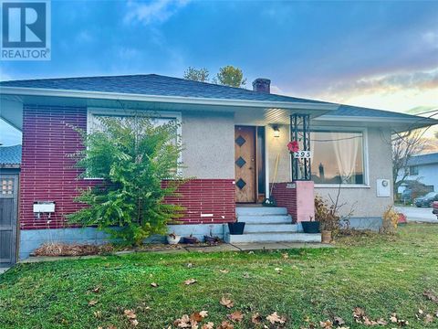 295 Leathead Road Kelowna BC V1X2J1