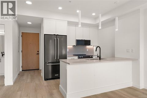 412 1102 Esquimalt Rd Esquimalt BC V9A0L3