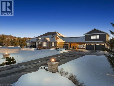 2 CLOVERLEA Crescent St. George ON N0E1N0