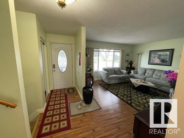 14617 106 AV NW