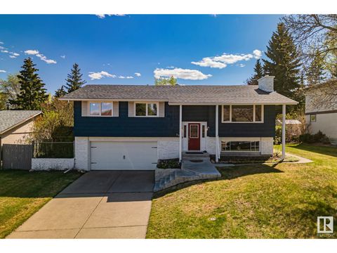 78 MANOR DR Sherwood Park AB T8A2J1