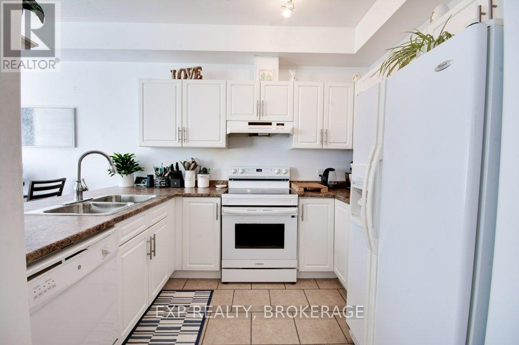 843 NEWMARKET LANE