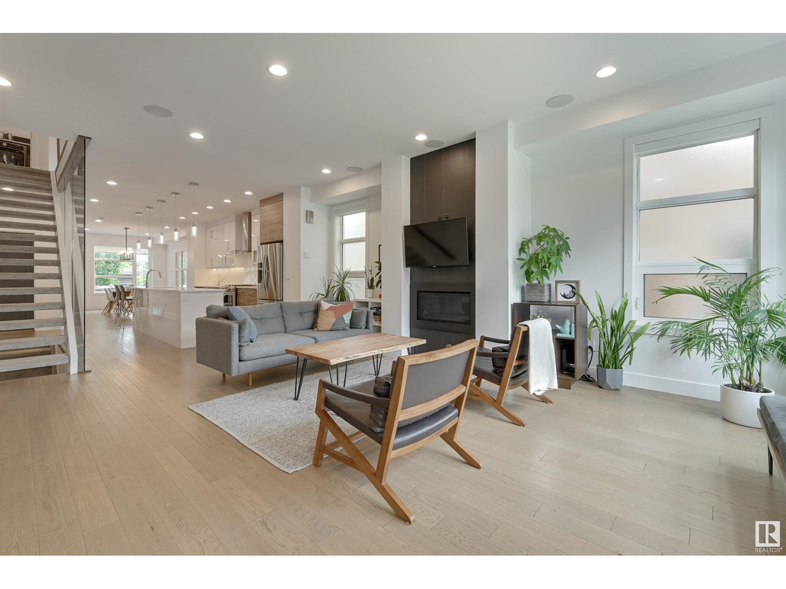 9511 148 ST NW