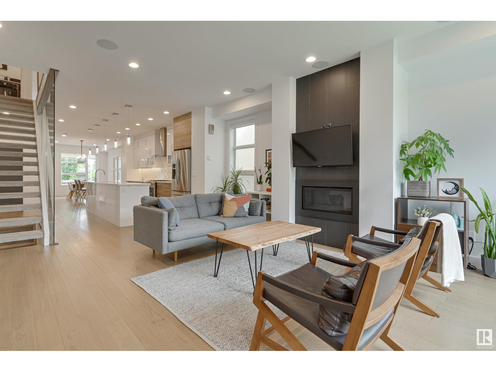 9511 148 ST NW
