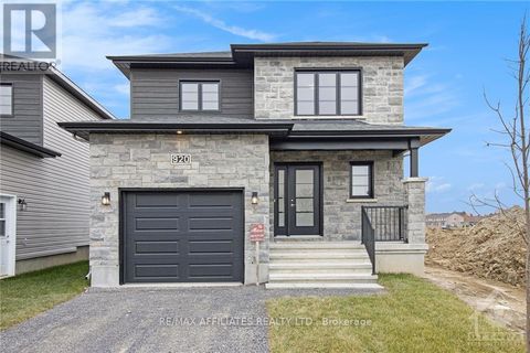 1219 MONTBLANC CRESCENT Russell ON K0A1W0
