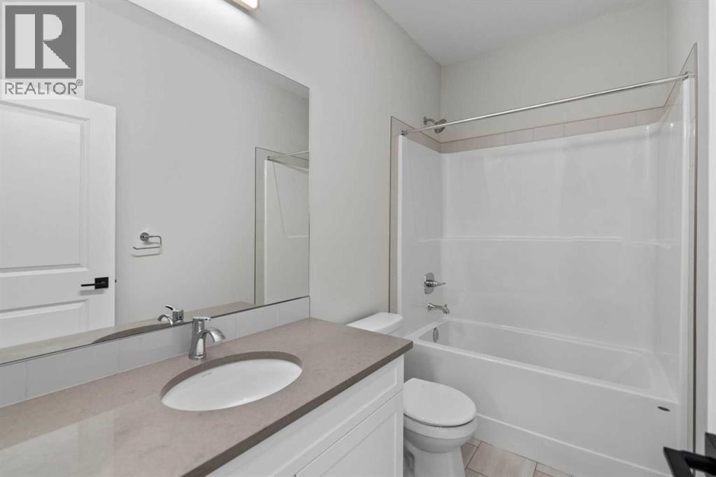 151 Belvedere Crescent SE