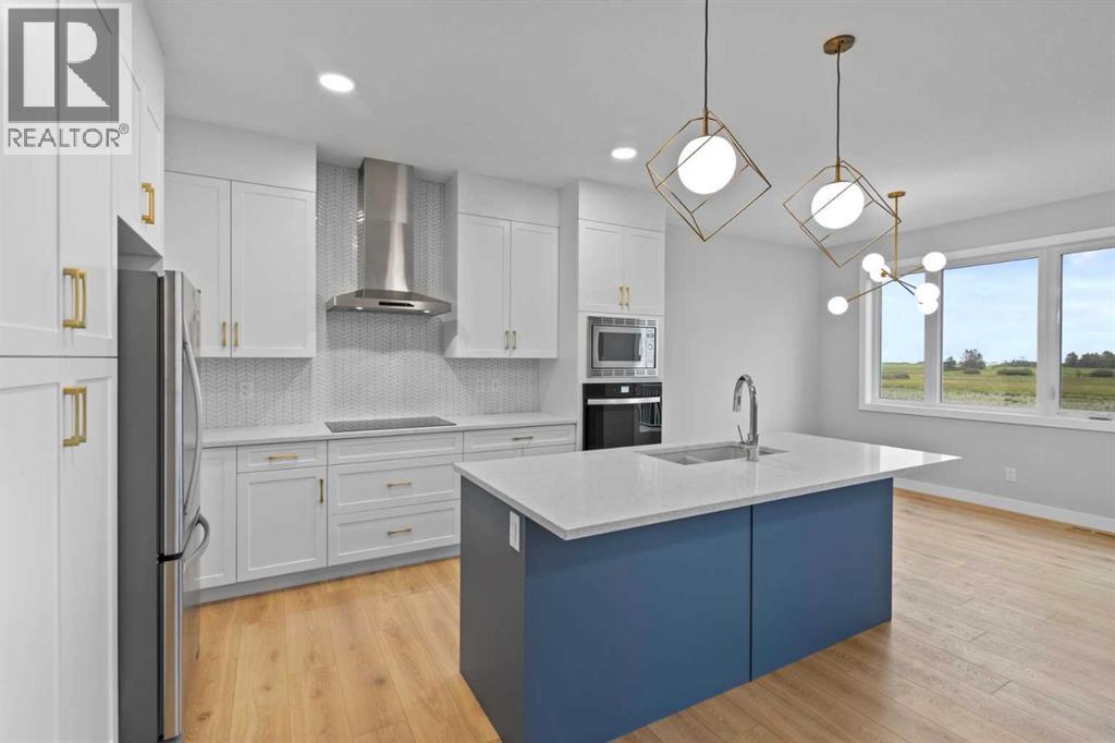 151 Belvedere Crescent SE