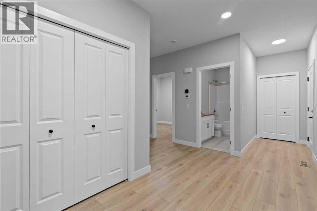 151 Belvedere Crescent SE