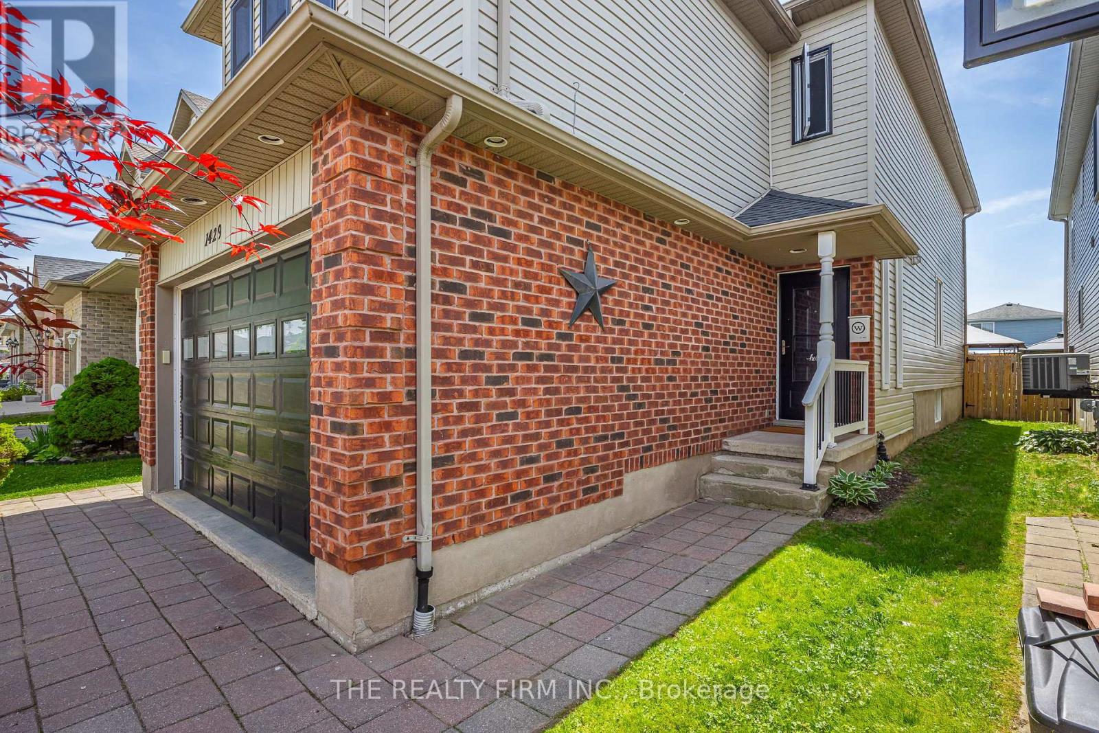 1429 ASPENRIDGE CRESCENT