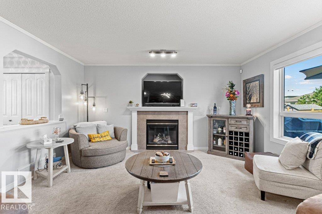 271 WESTWOOD PT