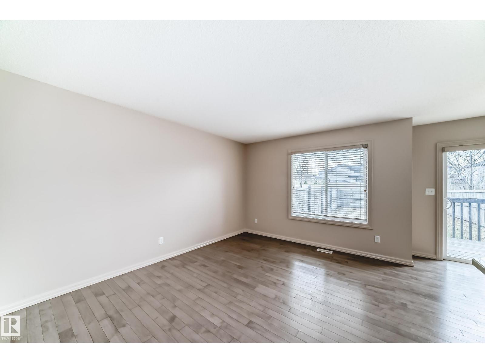 1285 CUNNINGHAM DR SW