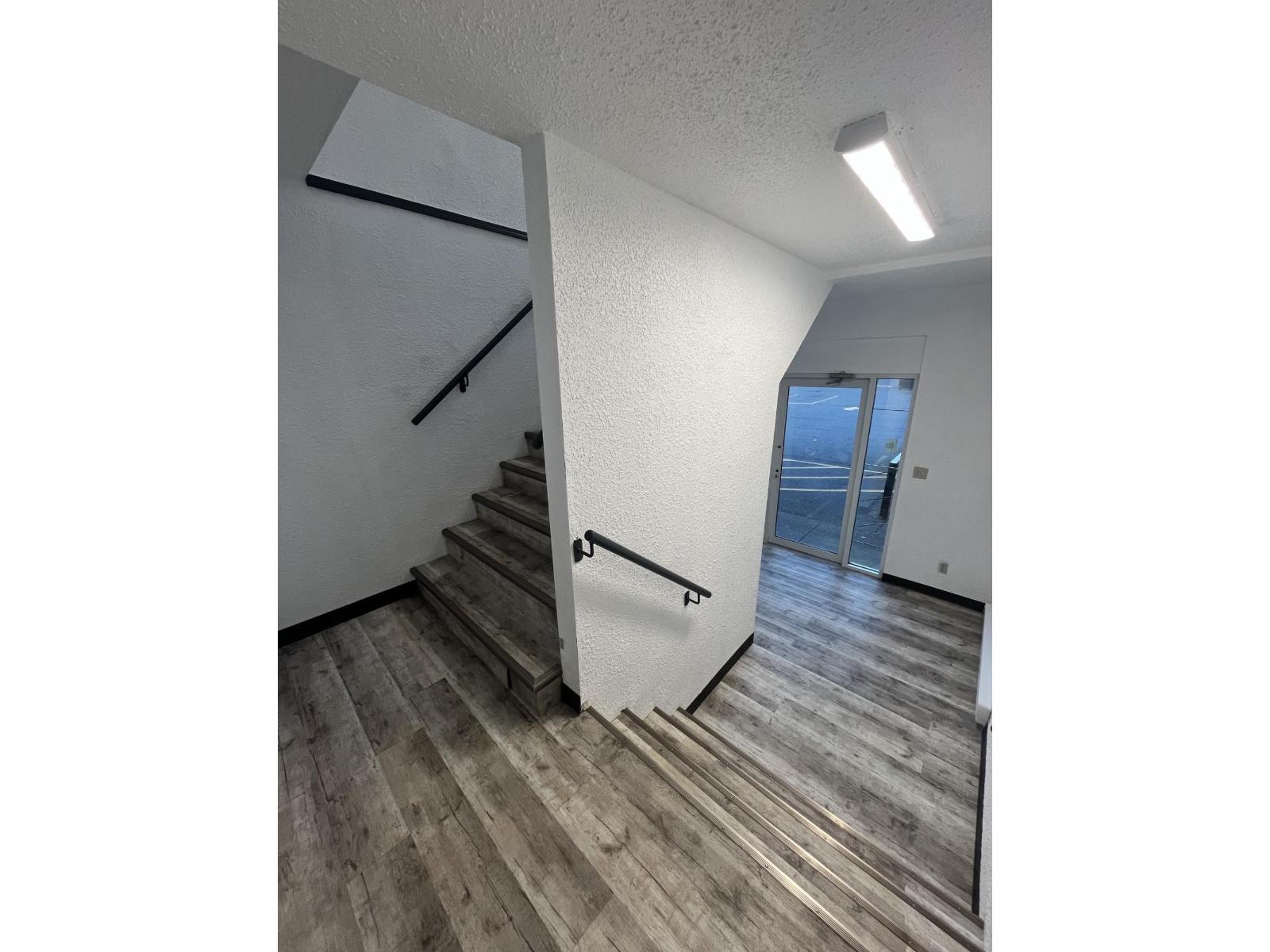 202 45928 HOCKING AVENUE|Chilliwack Proper South