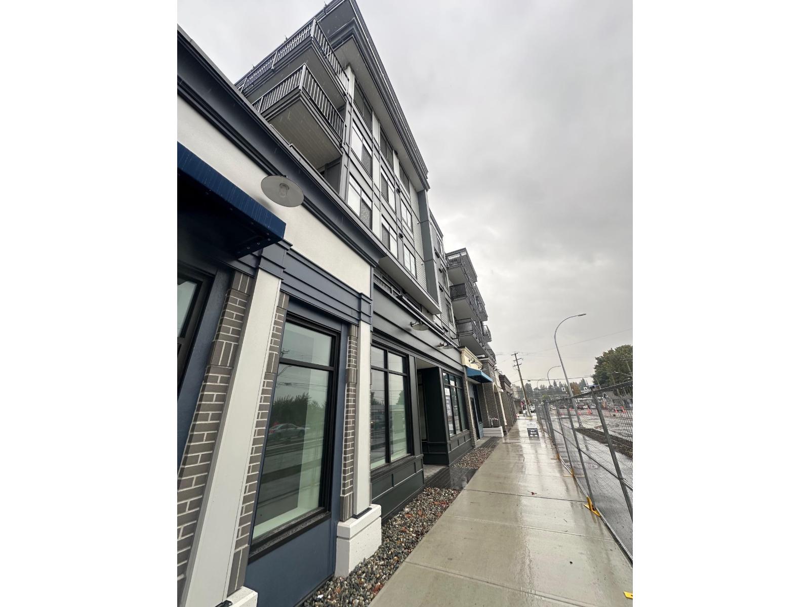 030 33816 SOUTH FRASER WAY