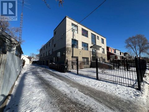 80 CLOUSTON AVENUE Toronto (Weston) ON M9N1A7