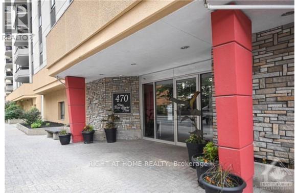 706 - 470 LAURIER AVENUE W
