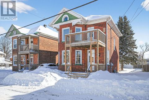 73 RUSSELL STREET E Smiths Falls ON K7A1G5