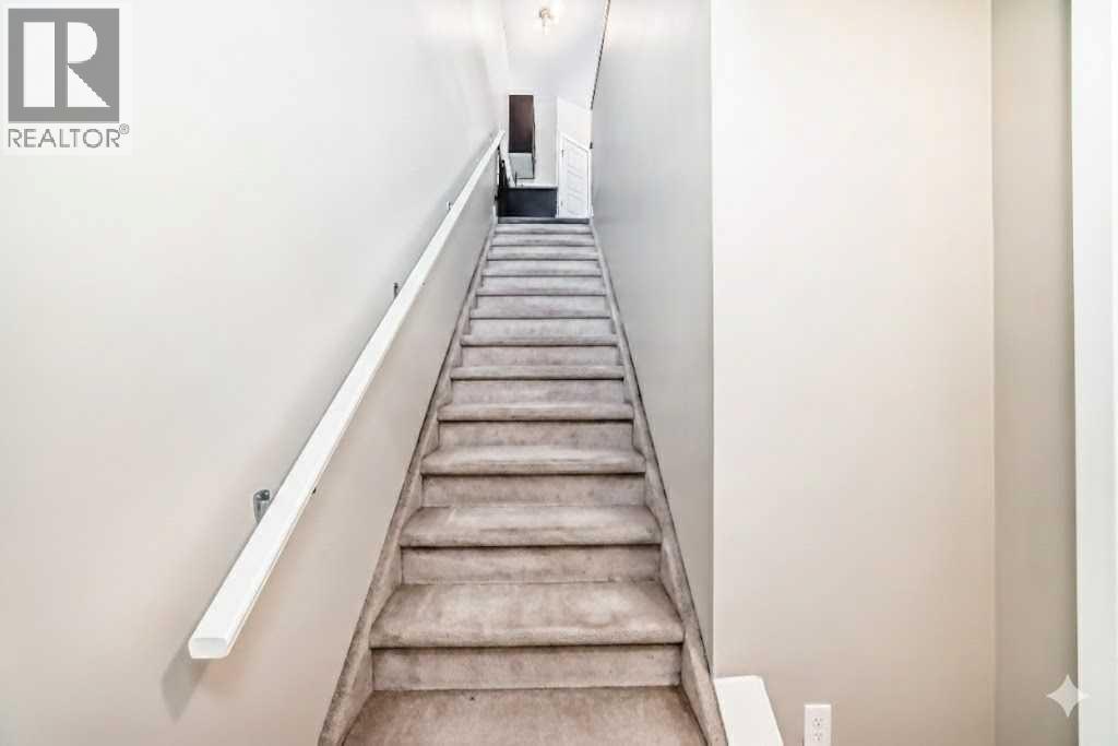 11302, 2781 Chinook Winds Drive SW