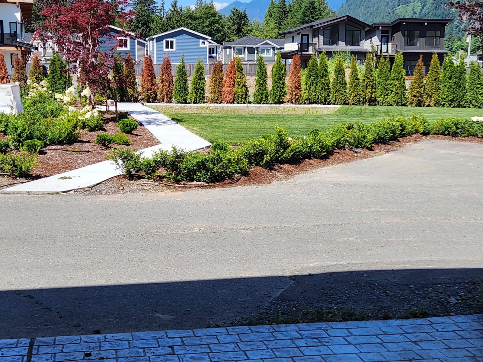 5 798 HOT SPRINGS ROAD|Harrison Hot Springs