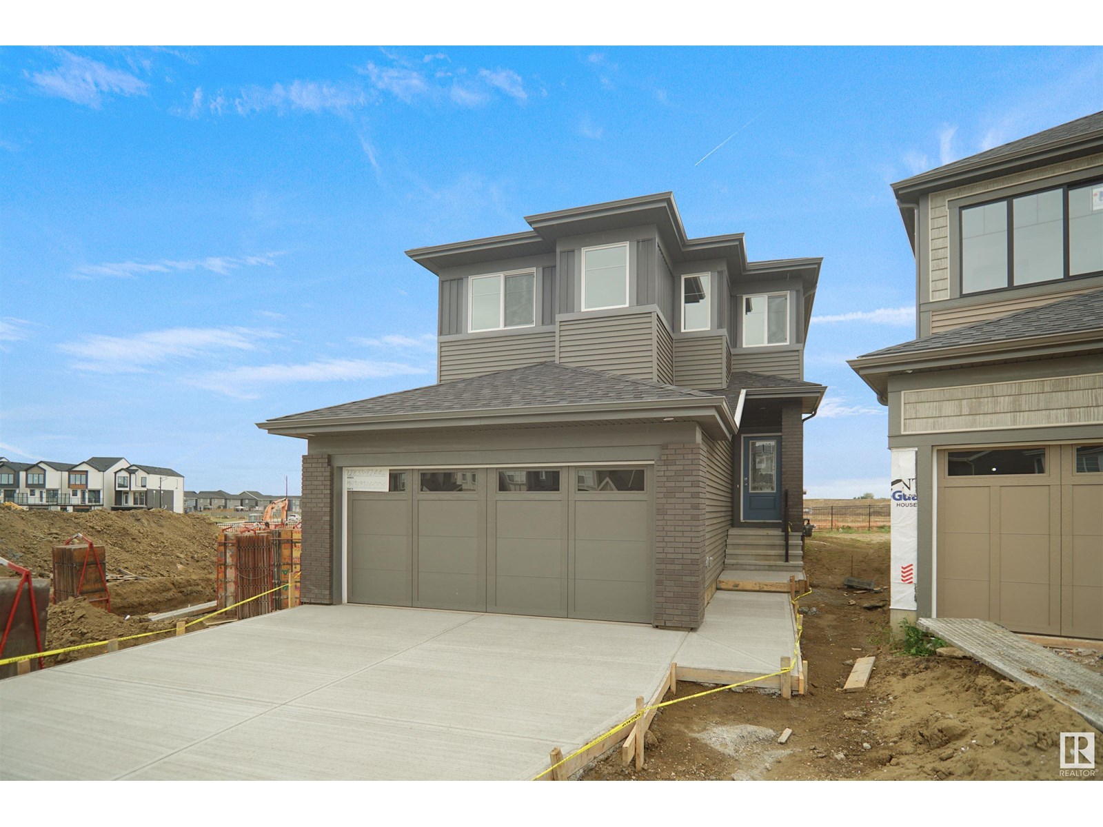 3412 122 ST SW