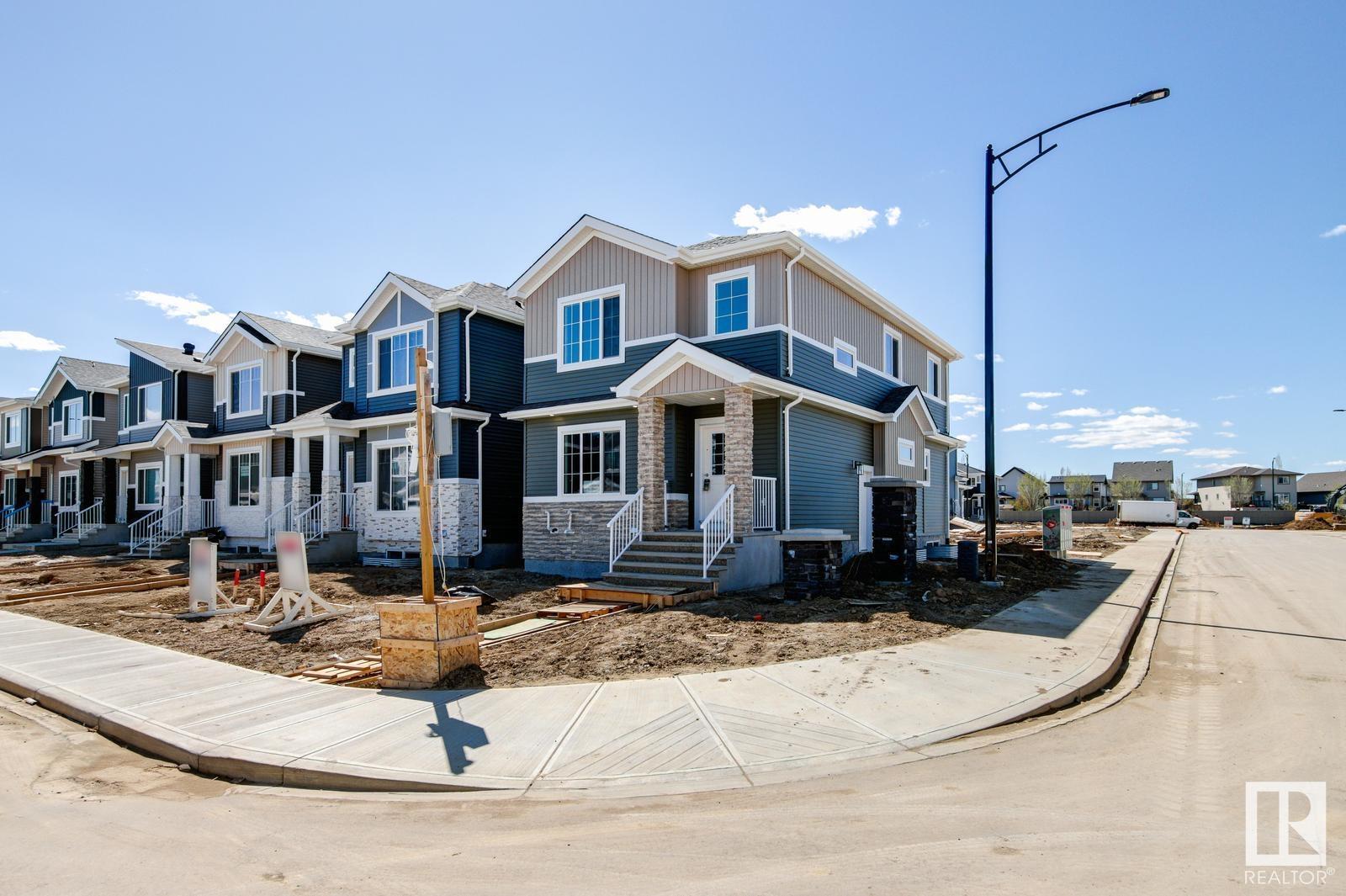 3238 Magpie Link NW NW