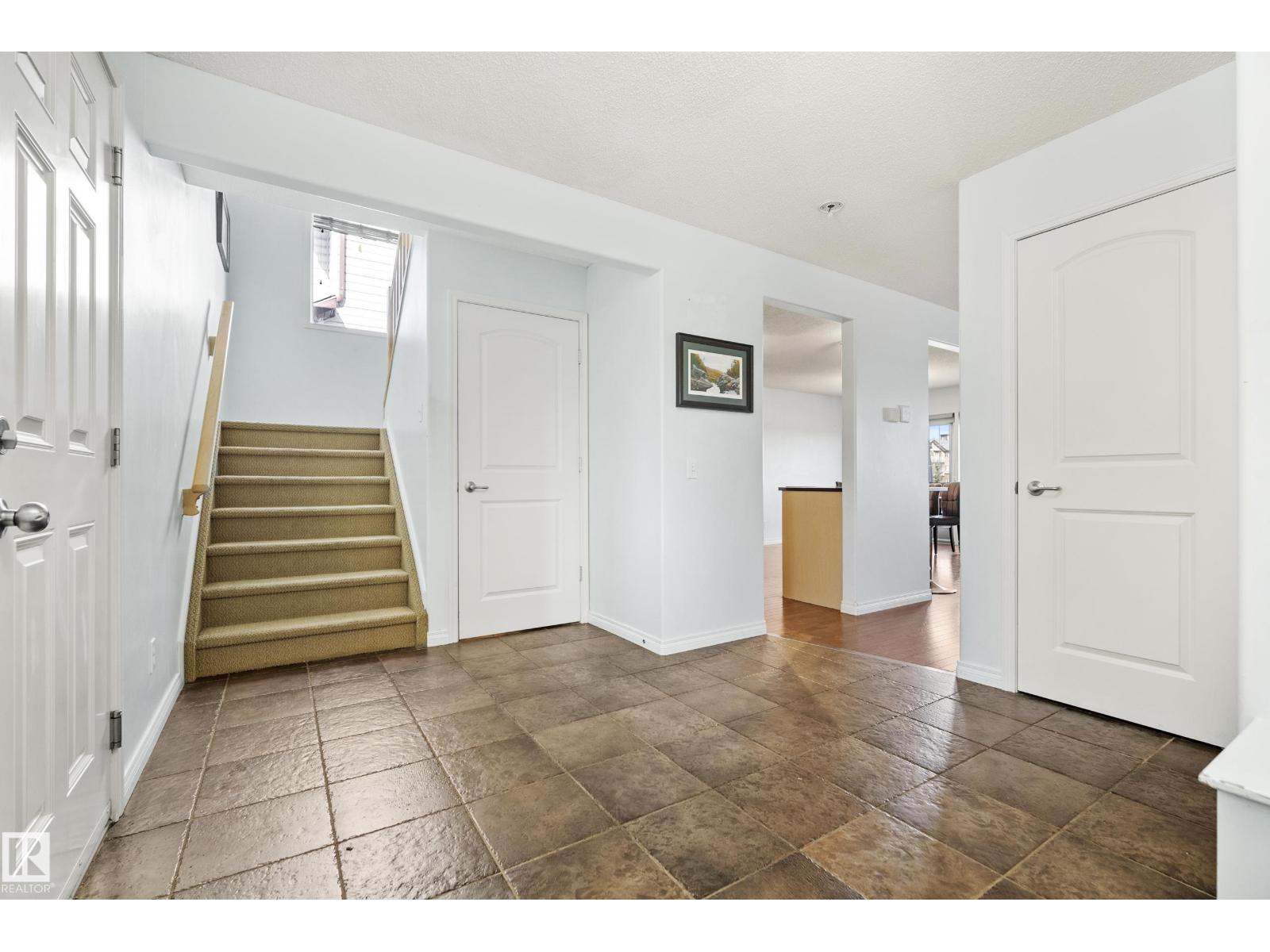 1212 37C AV NW