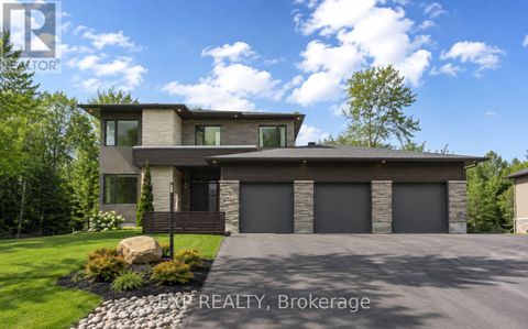 1961 CEDARLAKES WAY Ottawa ON K4P1P2
