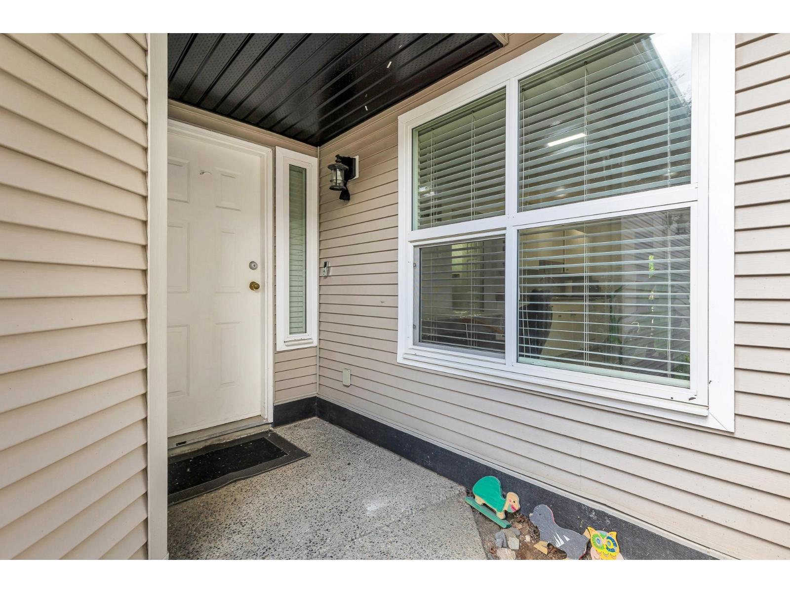 18 36060 OLD YALE ROAD