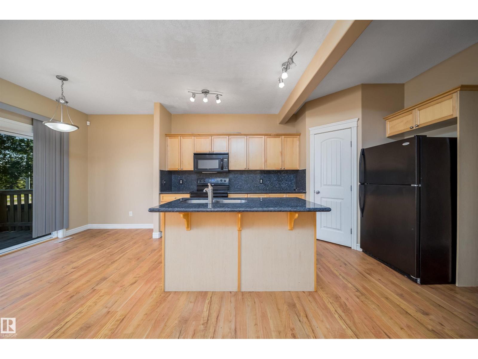 #46 15151 43 ST NW