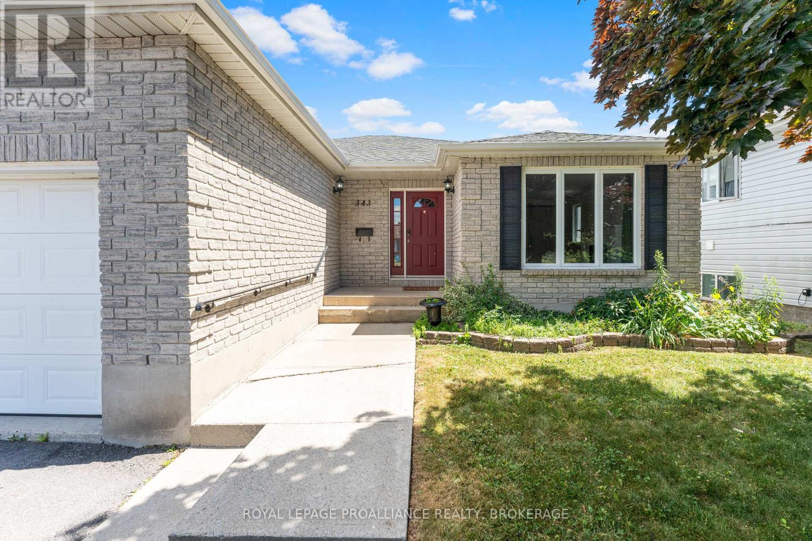 343 SUNRISE CRESCENT