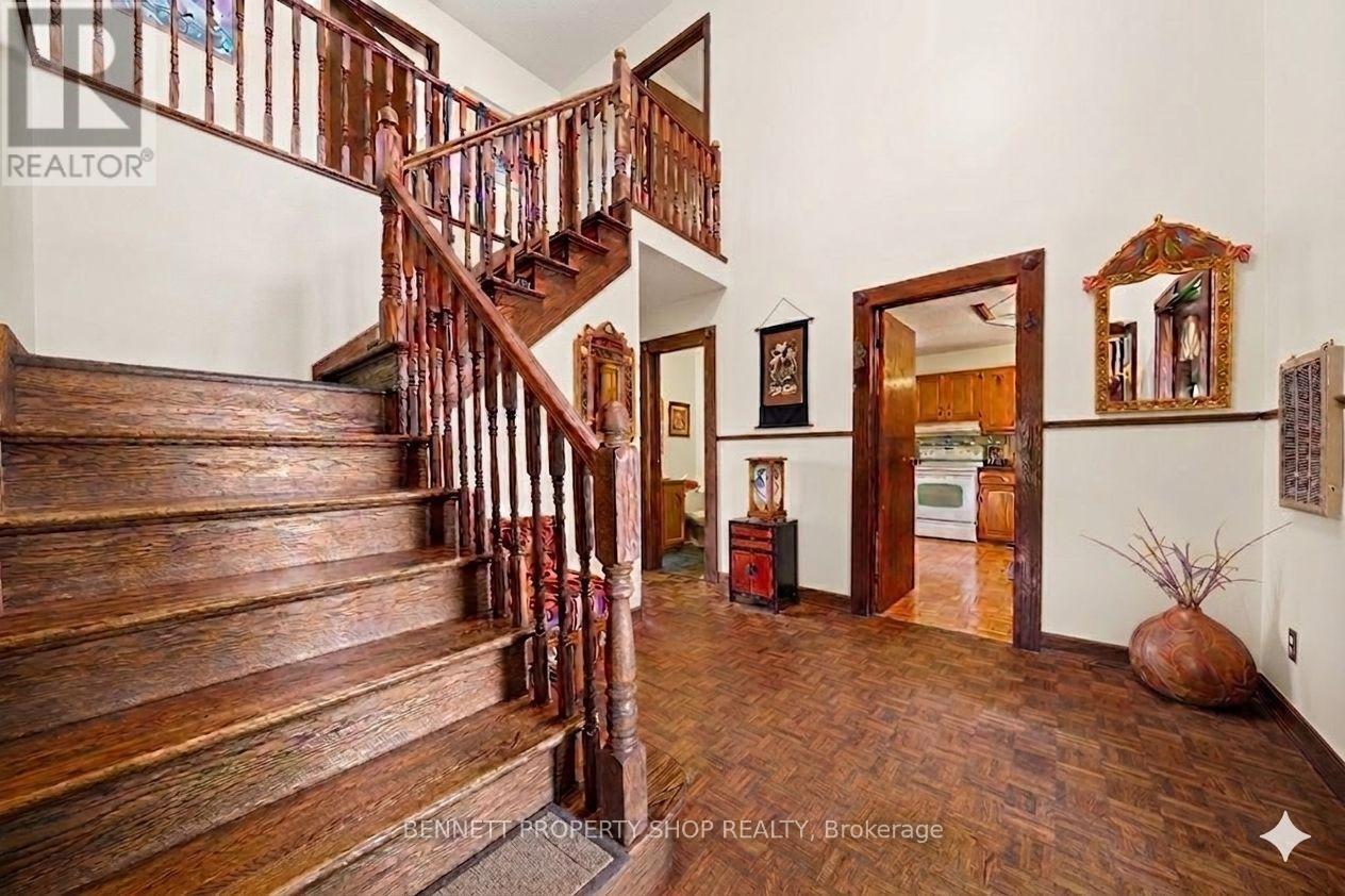 5696 MANOTICK MAIN STREET