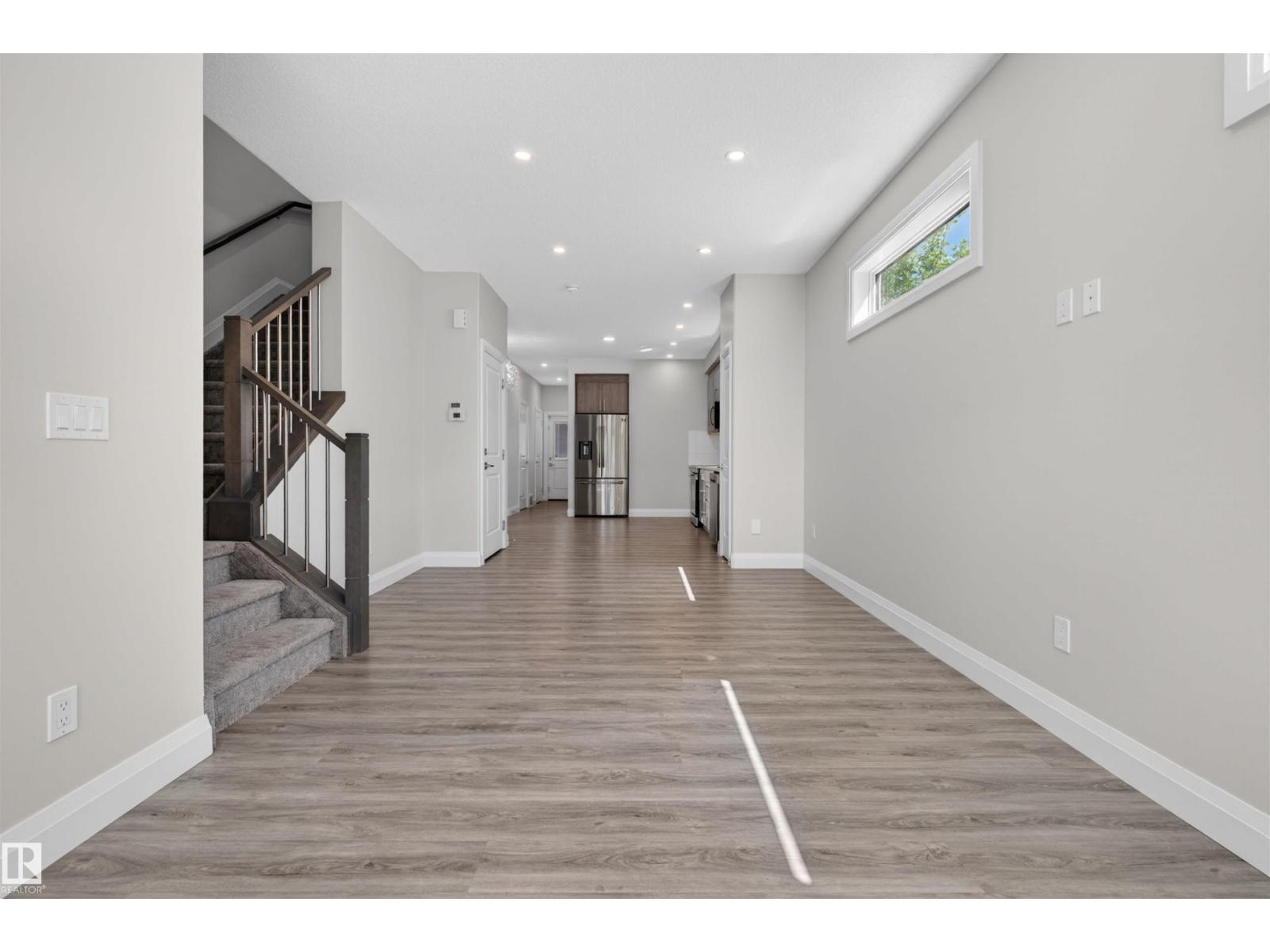 12029 47 ST NW