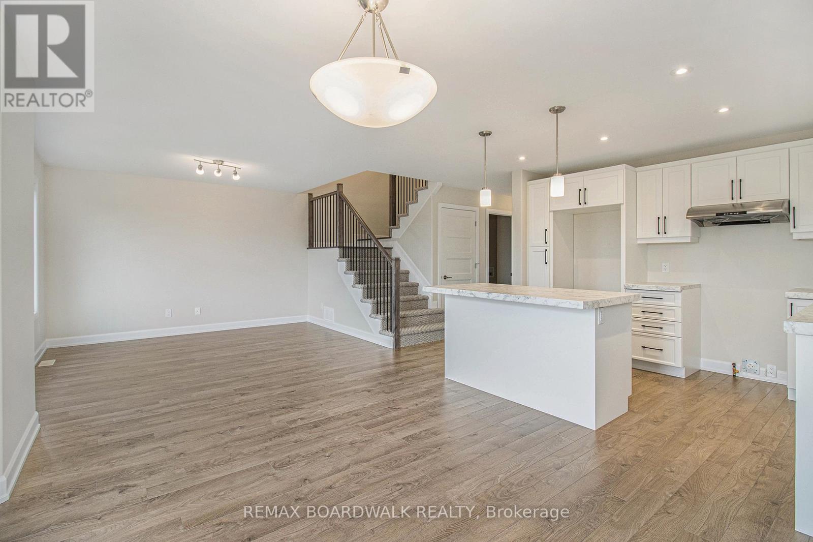 1203 MONTBLANC CRESCENT