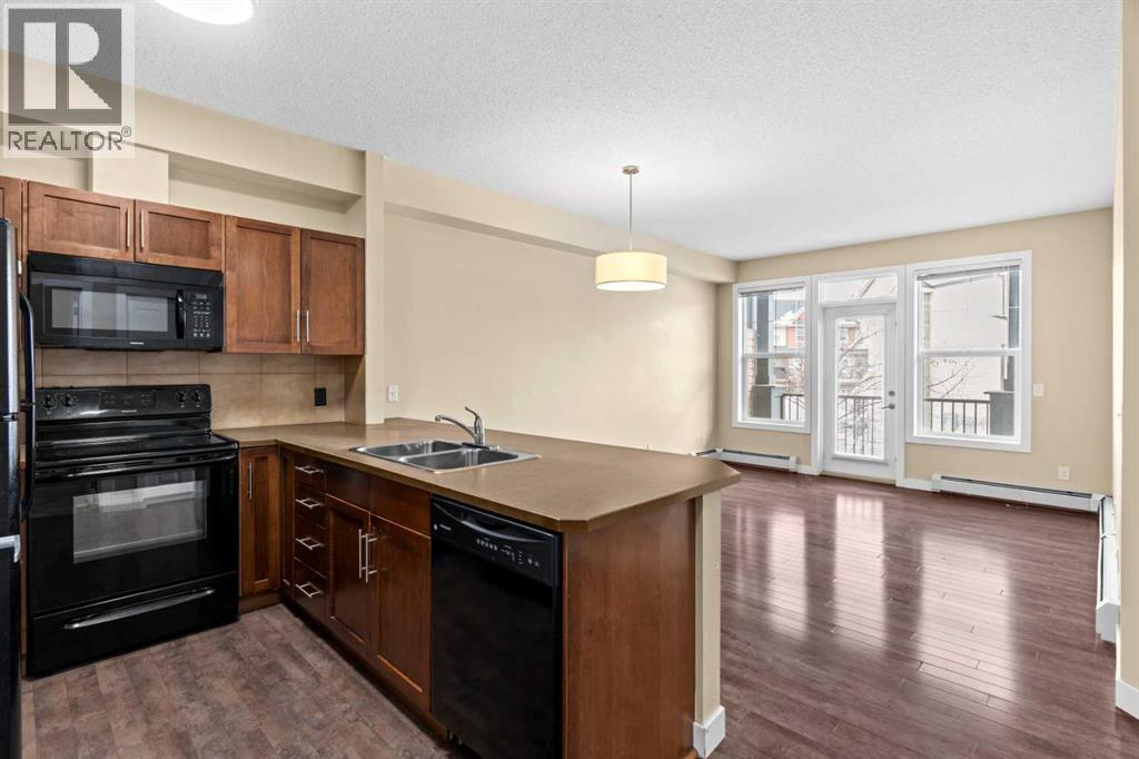 212, 10 Panatella Road NW