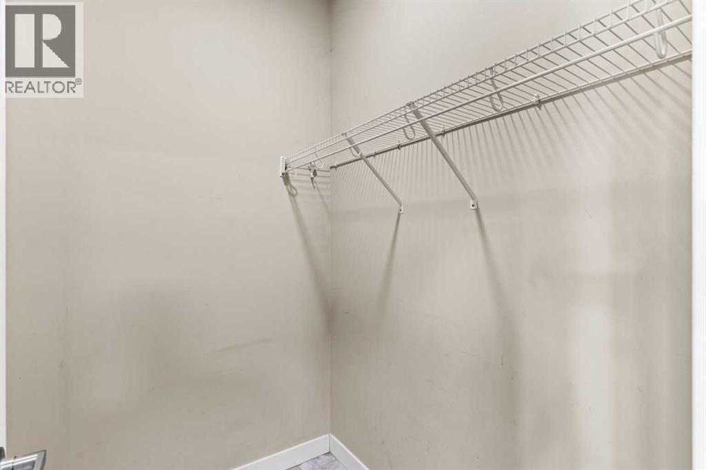 212, 10 Panatella Road NW