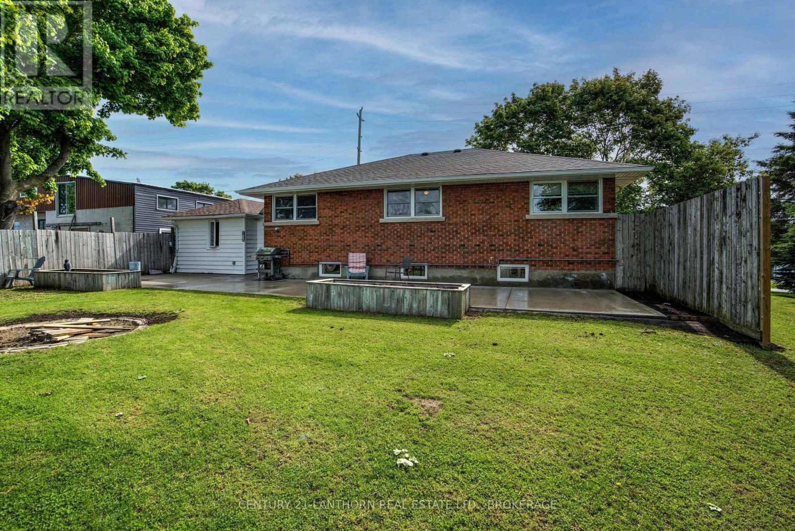 1189 WESTBROOK ROAD