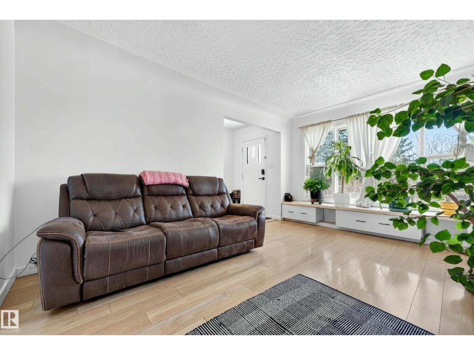 13620 119 AV NW