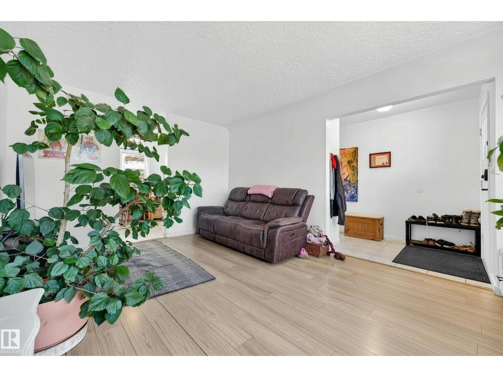 13620 119 AV NW