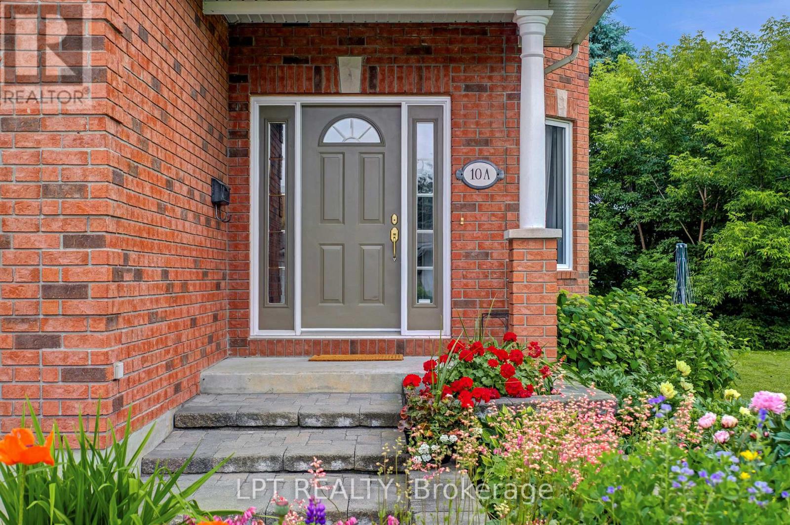10A ASHBURN DRIVE