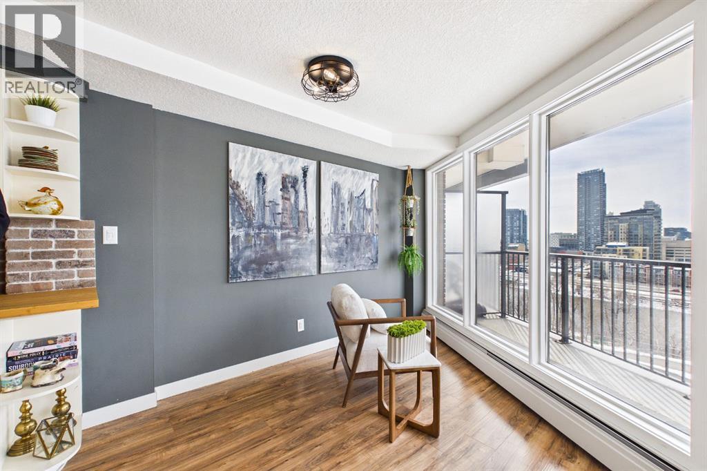 303, 300 Meredith Road NE