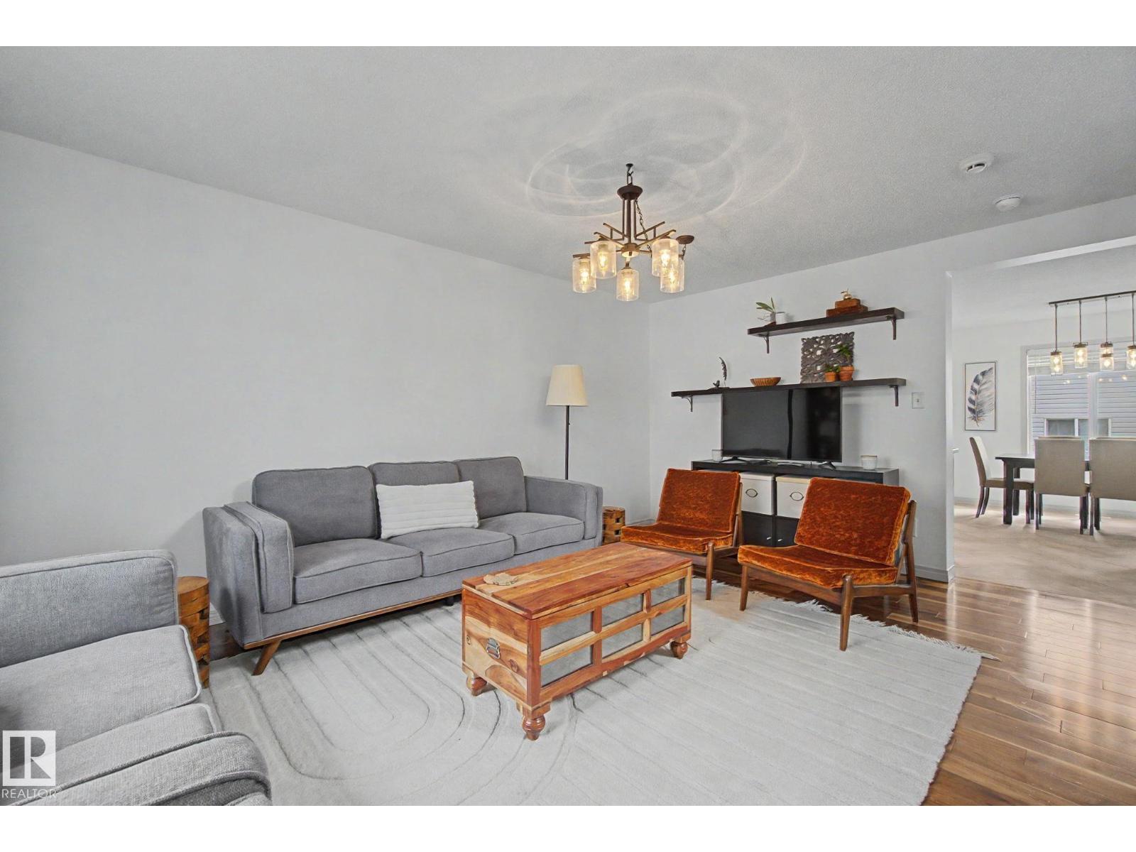 9111 213 ST NW