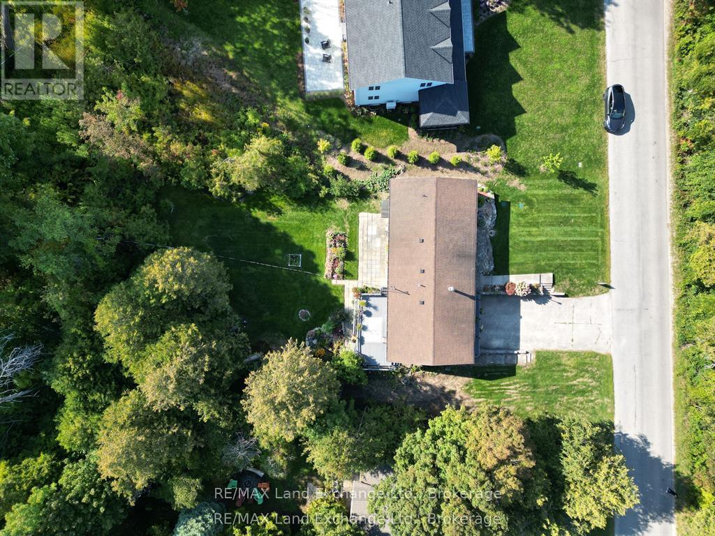 24 BOILER BEACH ROAD