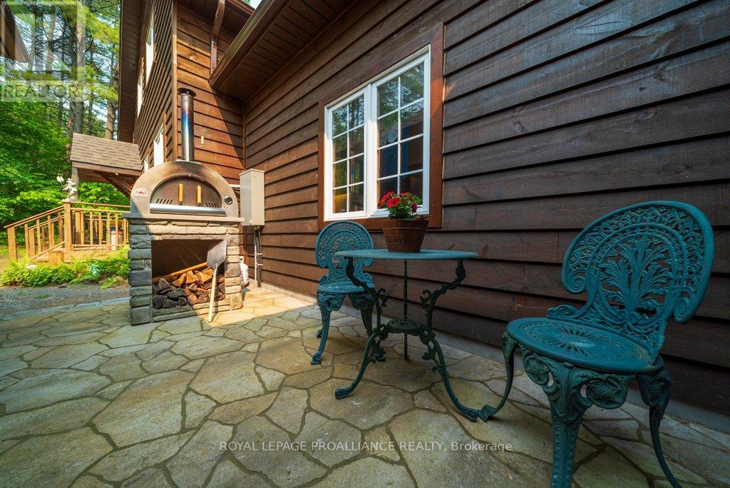 1421 TURTLE LAKE LANE