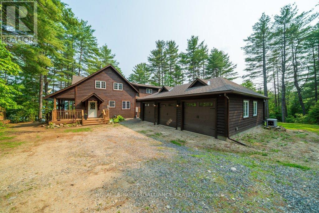 1421 TURTLE LAKE LANE