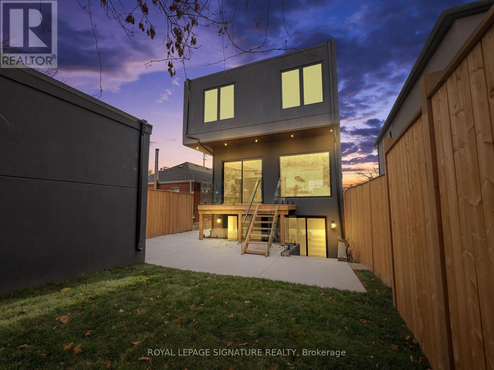 376 O'CONNOR DRIVE