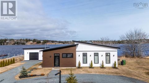 1612 Crowell Road East Lawrencetown NS B2Z1N5