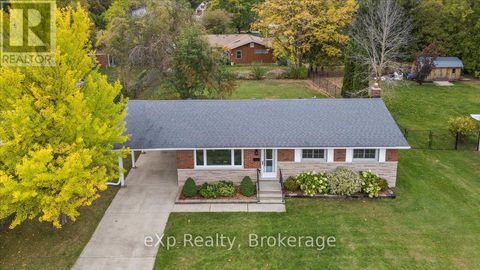 158 6TH AVENUE Hanover ON N4N2E4
